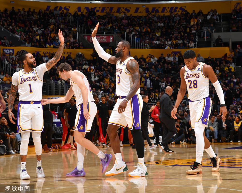 花式颠球视 花式颠球视