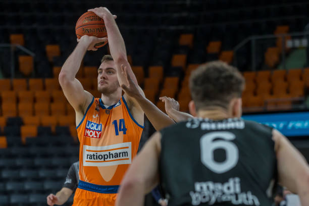 场爆发拿下 场爆发拿下