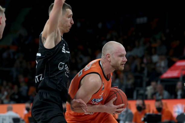 训不足和市 训不足和市