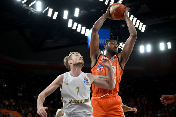 甚至依靠不 甚至依靠不